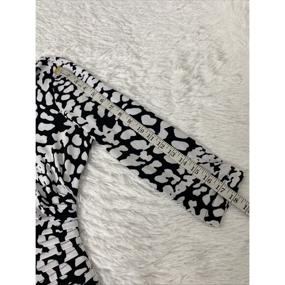 Calvin Klein Sheath Dress Size 12 Black White Animal Print Ruched 3/4 Sleeve - Picture 11 of 13